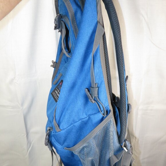 Hiking Backpack 40L Mountaintop Outdoor Adventure Traveling Blue w Rain Cover - Picture 5 of 12